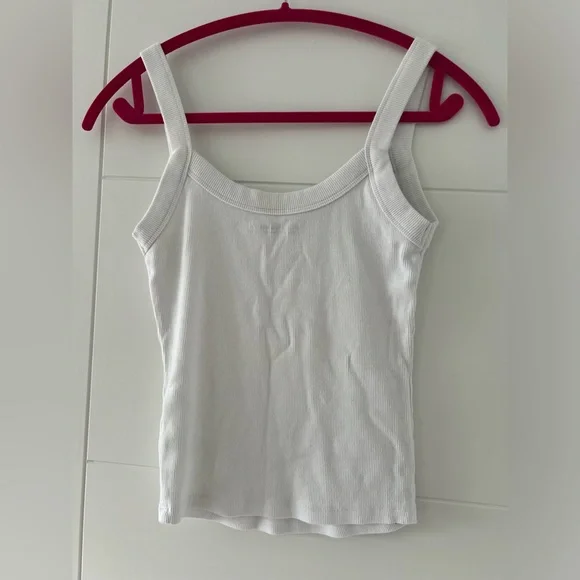 Abercrombie Soft AF Essential Collection - Ribbed Tank - Picture 3 of 3